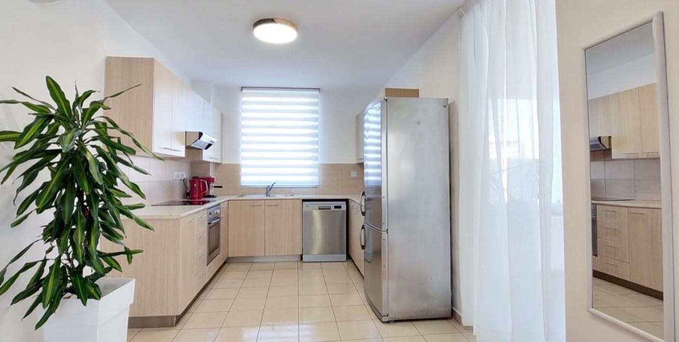 City Flats 2 Bedroom Apartment 라르나카 외부 사진