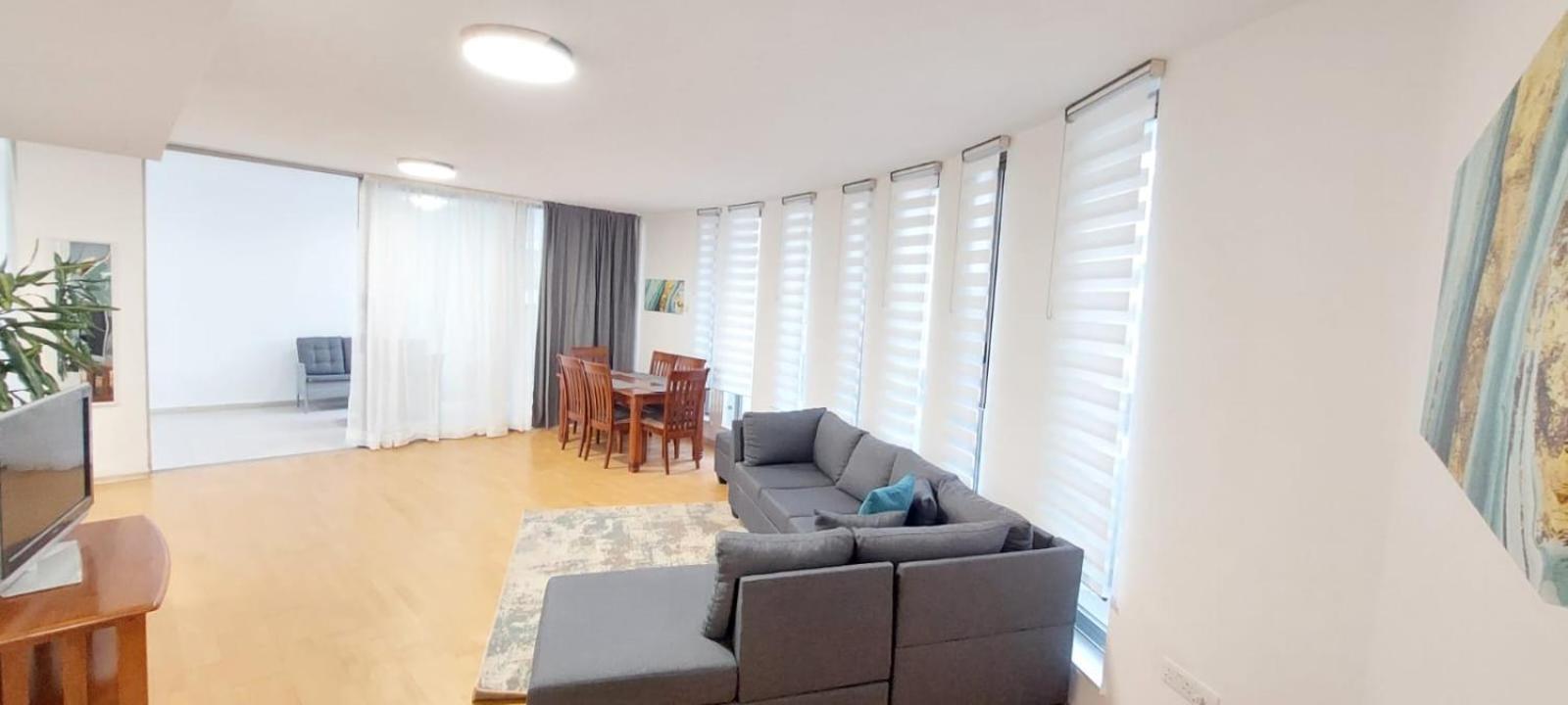 City Flats 2 Bedroom Apartment 라르나카 외부 사진